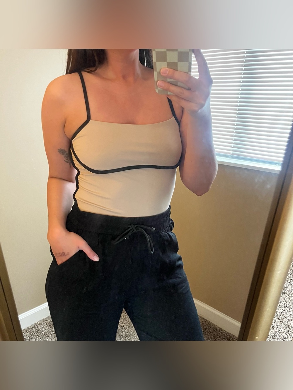 SHEIN Beige Contrast-Trim Tank